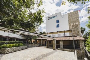 Radissonresortruža vjetrova montenegro facade 0625